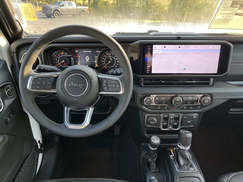 2027 Jeep Wrangler WRANGLER 4-DOOR SAHARA