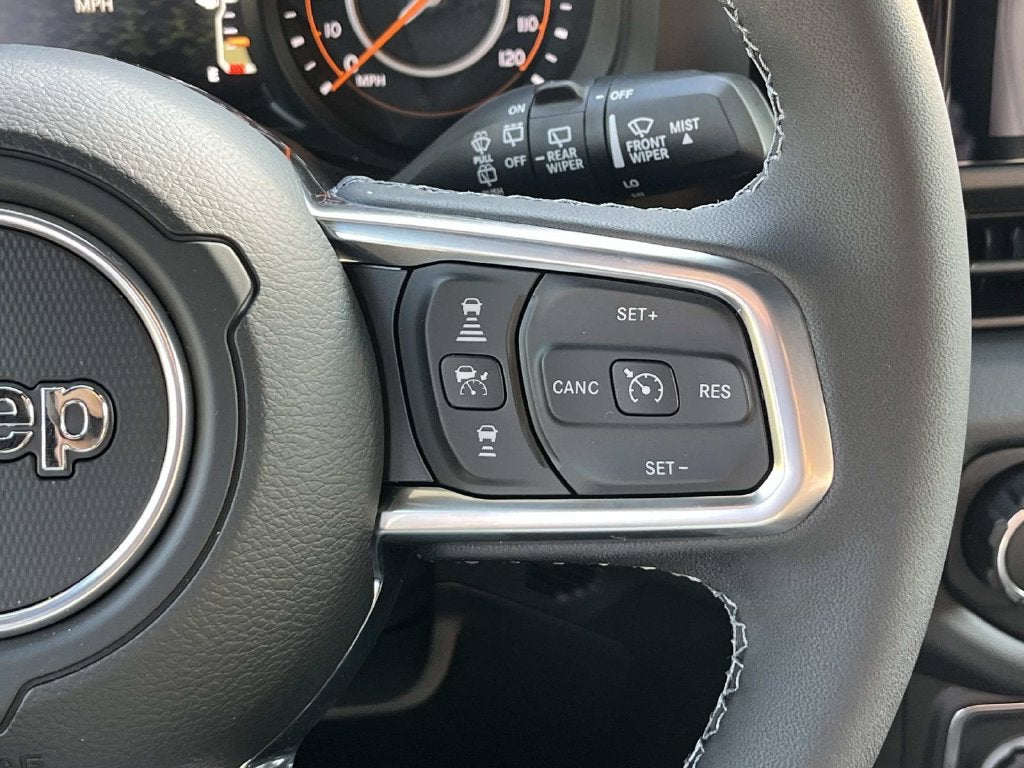 2027 Jeep Wrangler WRANGLER 4-DOOR SAHARA