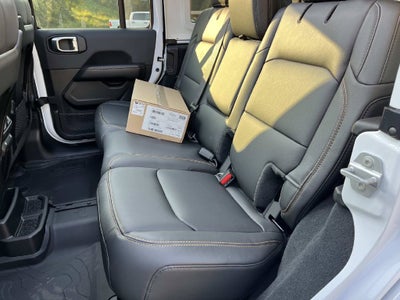 2027 Jeep Wrangler WRANGLER 4-DOOR SAHARA