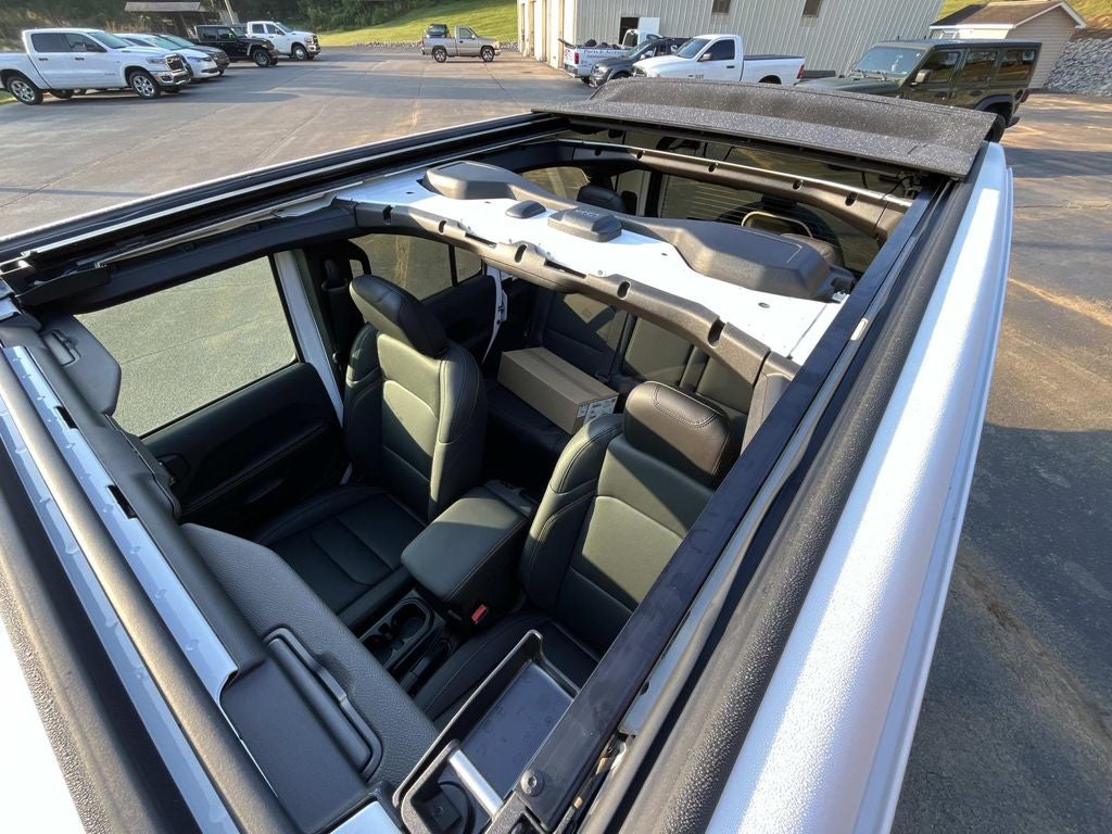 2027 Jeep Wrangler WRANGLER 4-DOOR SAHARA