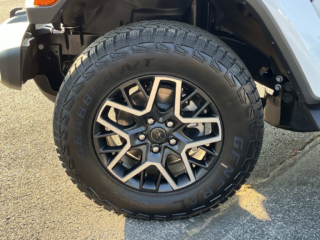 2027 Jeep Wrangler WRANGLER 4-DOOR SAHARA