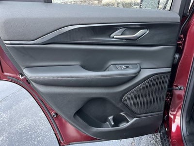 2026 Jeep Grand Cherokee GRAND CHEROKEE LAREDO X 4X4