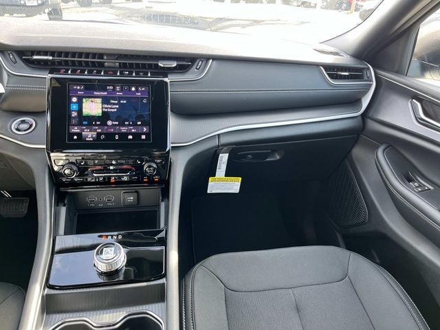 2026 Jeep Grand Cherokee GRAND CHEROKEE LAREDO X 4X4