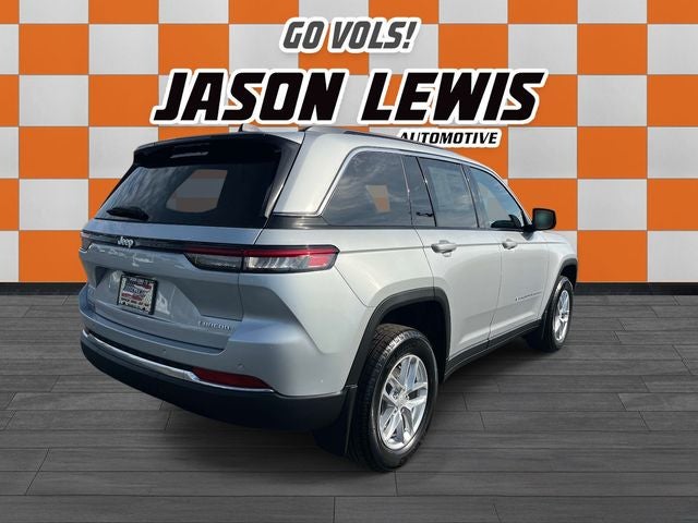 2026 Jeep Grand Cherokee GRAND CHEROKEE LAREDO X 4X4