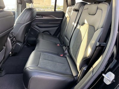 2026 Jeep Grand Cherokee GRAND CHEROKEE LAREDO ALTITUDE 4X4