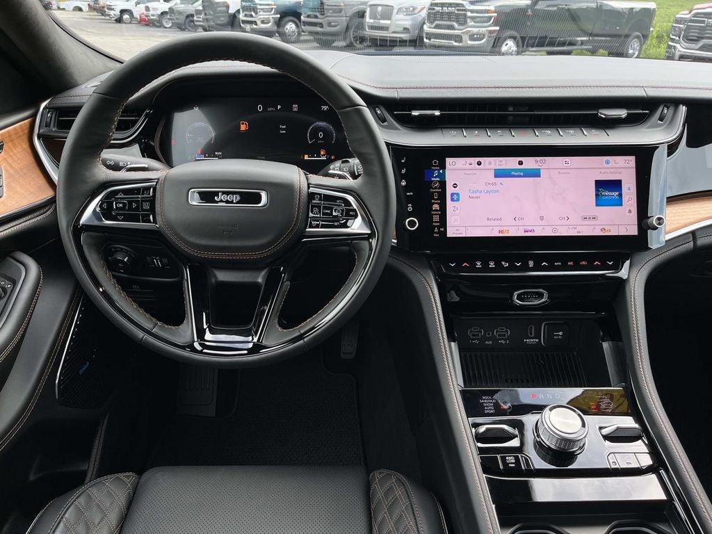 2026 Jeep Grand Cherokee GRAND CHEROKEE SUMMIT 4X4