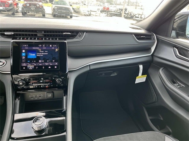 2025 Jeep Grand Cherokee L GRAND CHEROKEE L ALTITUDE X 4X4