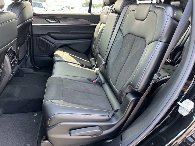 2026 Jeep Grand Cherokee L GRAND CHEROKEE L LAREDO ALTITUDE 4X4