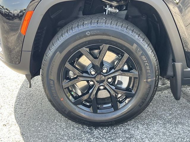 2026 Jeep Grand Cherokee L GRAND CHEROKEE L LAREDO ALTITUDE 4X4