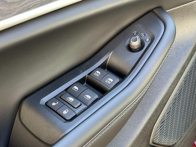 2026 Jeep Grand Cherokee L GRAND CHEROKEE L LAREDO ALTITUDE 4X4