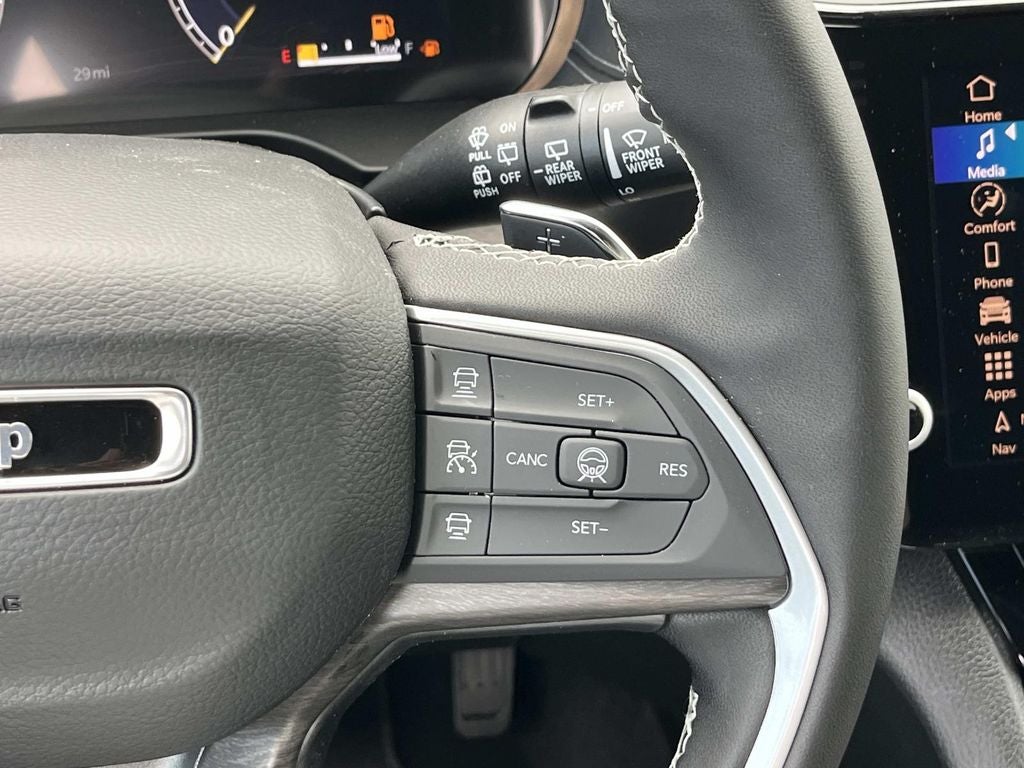 2026 Jeep Grand Cherokee L GRAND CHEROKEE L LAREDO ALTITUDE 4X4