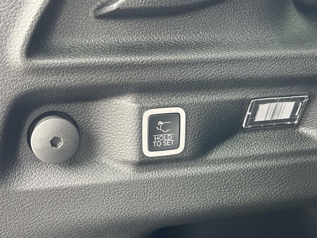 2026 Jeep Grand Cherokee L GRAND CHEROKEE L LAREDO ALTITUDE 4X4
