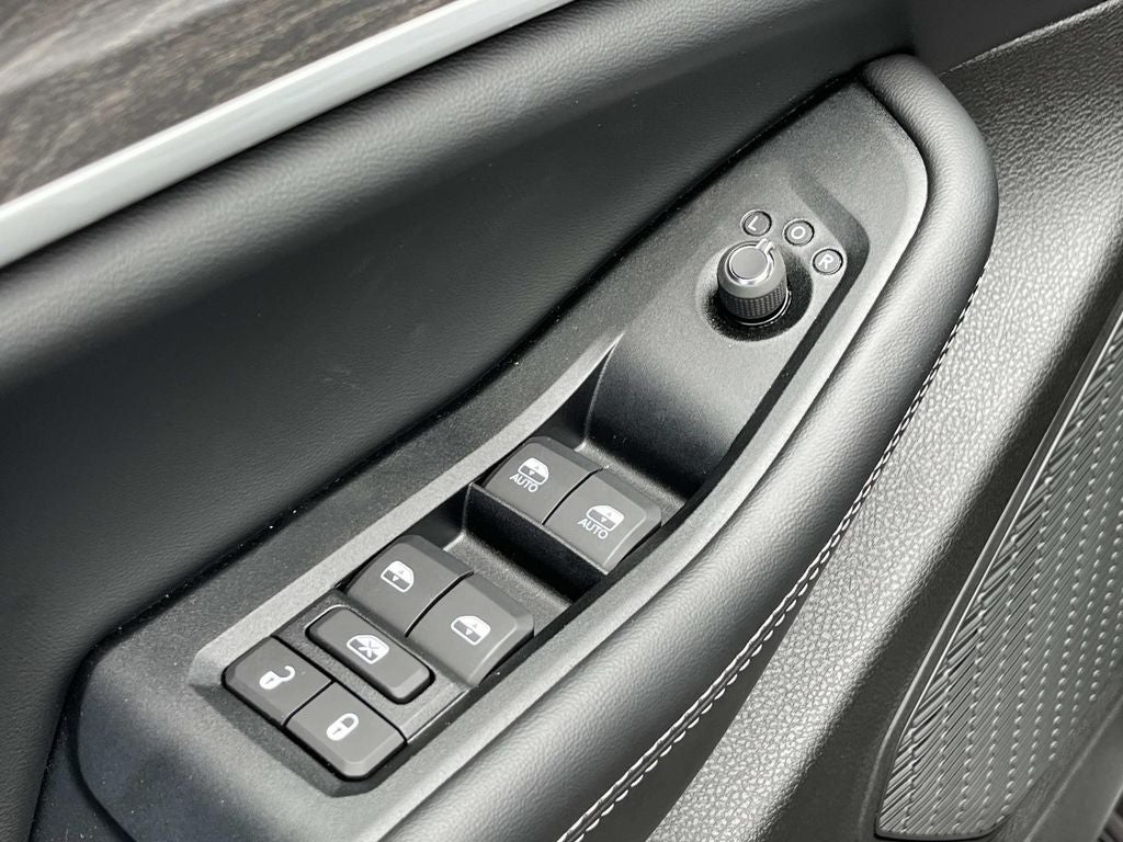 2026 Jeep Grand Cherokee L GRAND CHEROKEE L LAREDO ALTITUDE 4X4