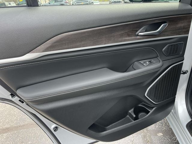 2026 Jeep Grand Cherokee L GRAND CHEROKEE L LIMITED RESERVE 4X4