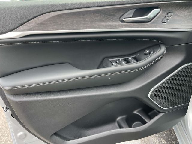 2026 Jeep Grand Cherokee L GRAND CHEROKEE L LIMITED RESERVE 4X4