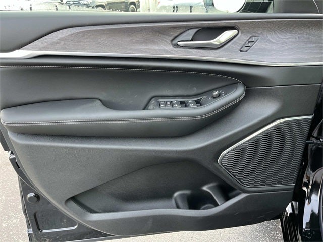 2025 Jeep Grand Cherokee L GRAND CHEROKEE L OVERLAND 4X4