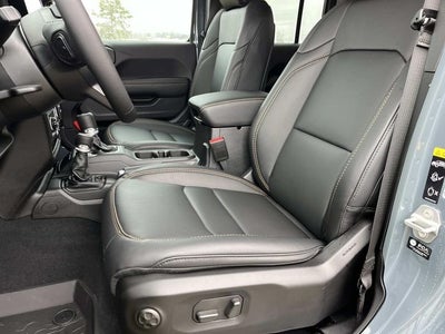 2026 Jeep Gladiator GLADIATOR SAHARA 4X4