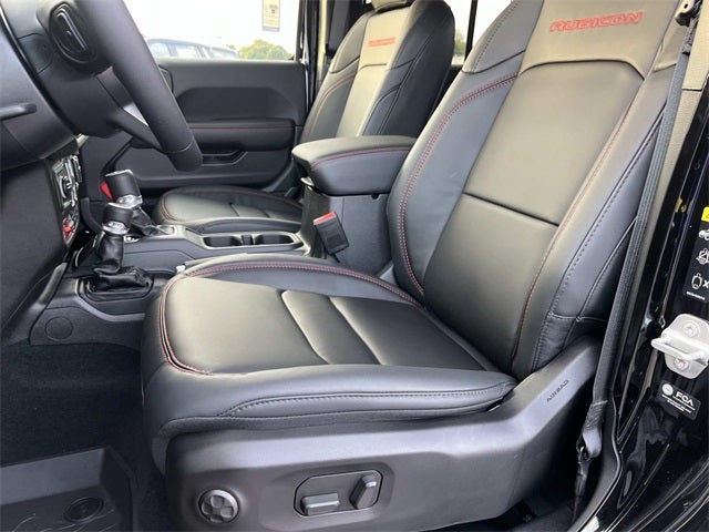 2025 Jeep Gladiator GLADIATOR RUBICON 4X4