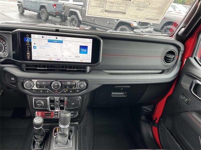 2025 Jeep Gladiator GLADIATOR RUBICON X 4X4