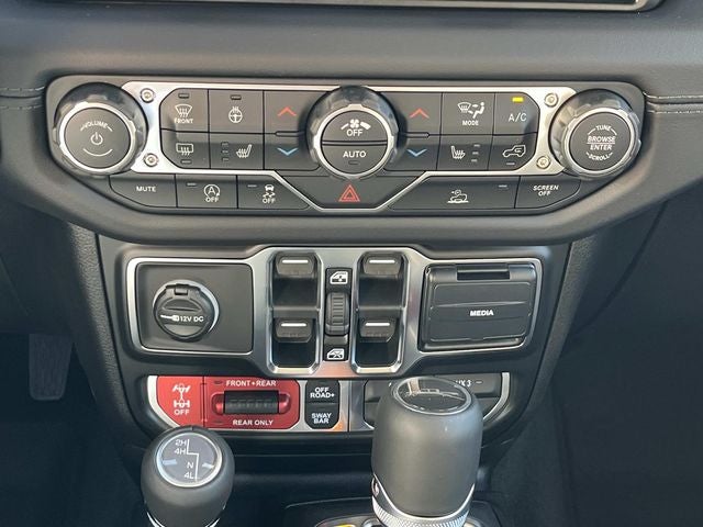 2026 Jeep Gladiator GLADIATOR SHADOW OPS 4X4