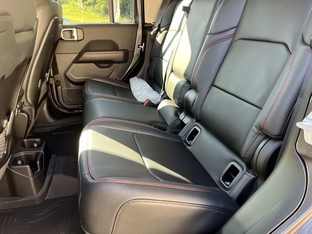 2026 Jeep Gladiator GLADIATOR SHADOW OPS 4X4