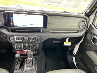 2026 Jeep Gladiator GLADIATOR MOJAVE X 4X4