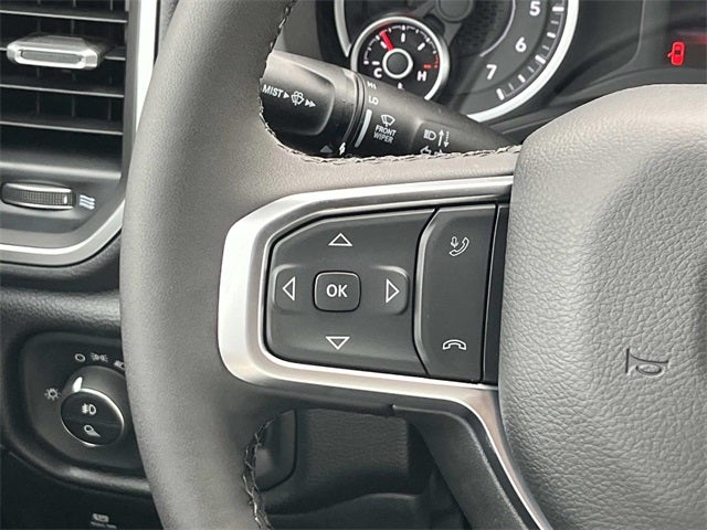 2025 RAM 1500 RAM 1500 BIG HORN CREW CAB 4X4 5'7' BOX