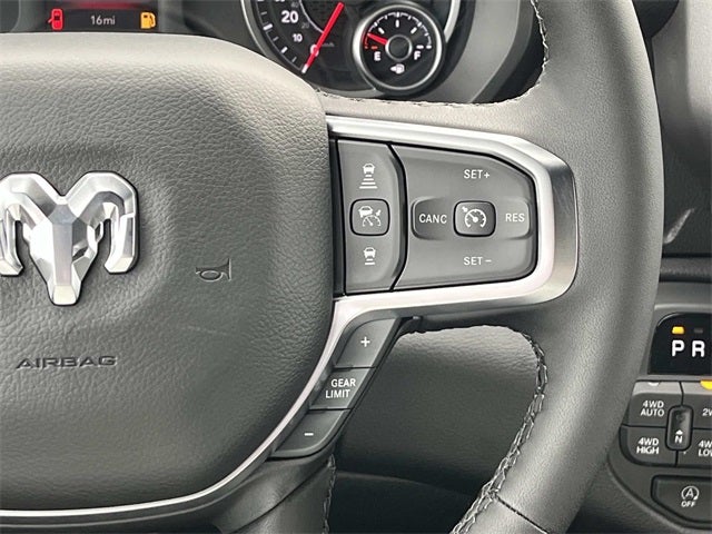 2025 RAM 1500 RAM 1500 BIG HORN CREW CAB 4X4 5'7' BOX