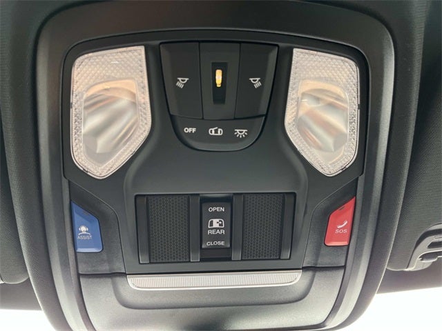 2025 RAM 1500 RAM 1500 BIG HORN CREW CAB 4X4 5'7' BOX