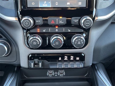 2026 RAM 1500 RAM 1500 BIG HORN CREW CAB 4X4 5'7' BOX