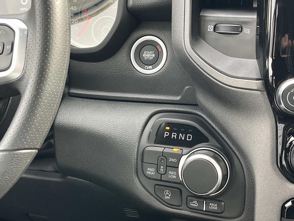 2026 RAM 1500 RAM 1500 WARLOCK CREW CAB 4X4 5'7' BOX