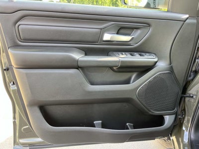 2026 RAM 1500 RAM 1500 WARLOCK CREW CAB 4X4 5'7' BOX