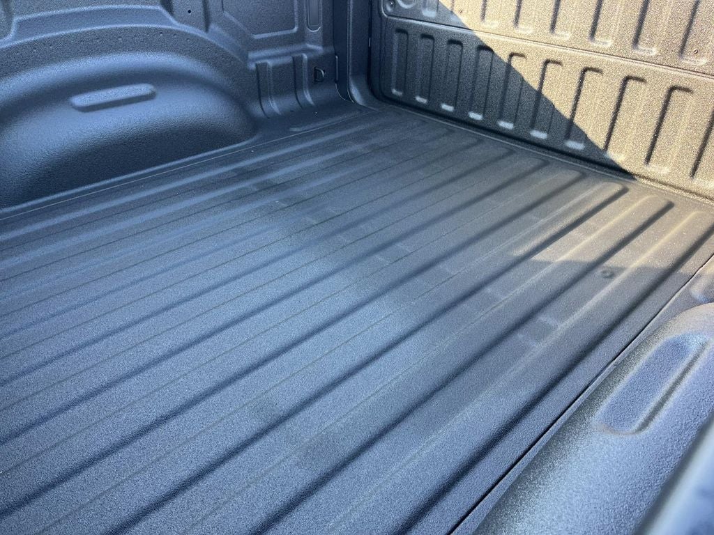 2027 RAM 1500 RAM 1500 EXPRESS CREW CAB 4X4 5'7' BOX
