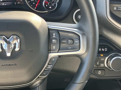 2027 RAM 1500 RAM 1500 EXPRESS CREW CAB 4X4 5'7' BOX