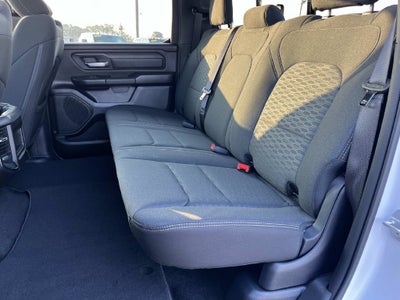 2026 RAM 1500 RAM 1500 EXPRESS CREW CAB 4X4 5'7' BOX