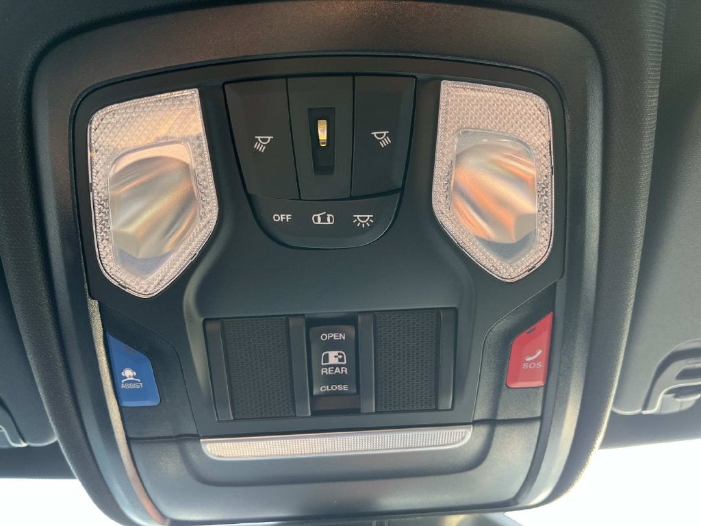 2026 RAM 1500 RAM 1500 EXPRESS CREW CAB 4X4 5'7' BOX