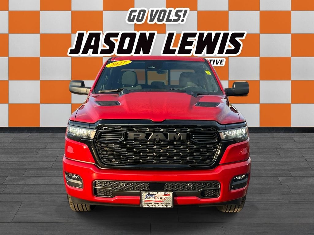 2027 RAM 1500 RAM 1500 EXPRESS CREW CAB 4X4 5'7' BOX