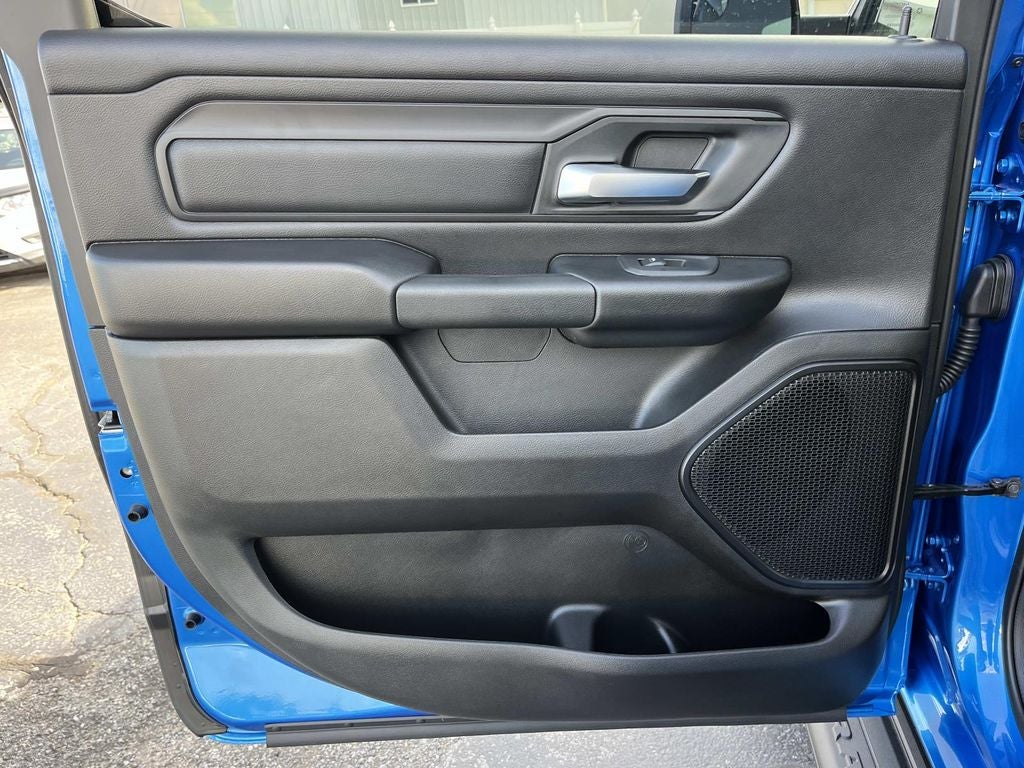 2026 RAM 1500 RAM 1500 WARLOCK CREW CAB 4X4 5'7' BOX