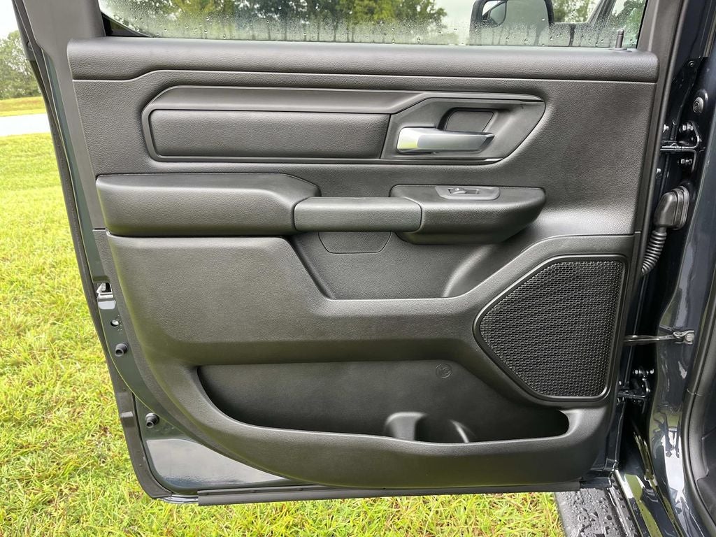 2026 RAM 1500 RAM 1500 EXPRESS CREW CAB 4X4 5'7' BOX