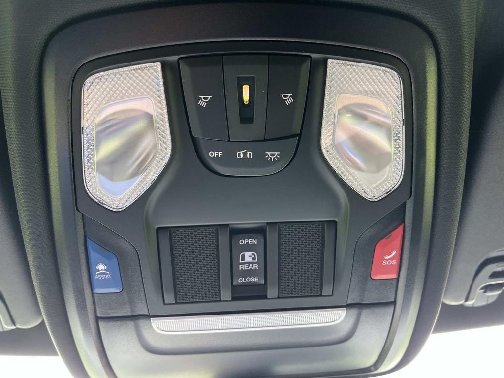 2026 RAM 1500 RAM 1500 EXPRESS CREW CAB 4X4 5'7' BOX