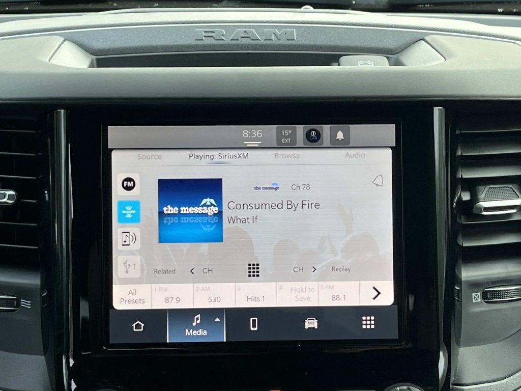2027 RAM 1500 RAM 1500 WARLOCK CREW CAB 4X4 5'7' BOX