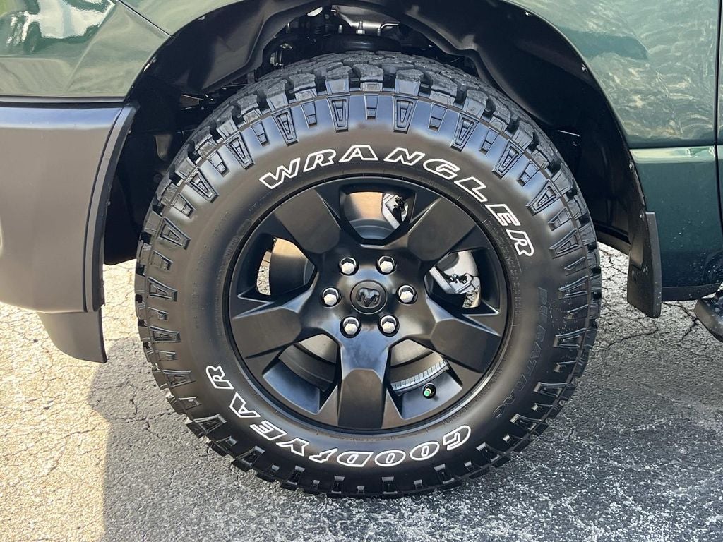 2026 RAM 1500 RAM 1500 WARLOCK CREW CAB 4X4 5'7' BOX