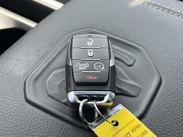 2026 RAM 1500 RAM 1500 LARAMIE CREW CAB 4X4 5'7' BOX