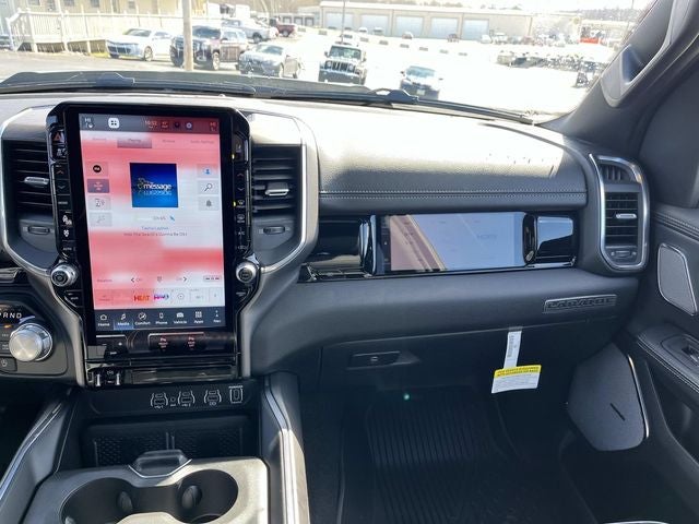 2026 RAM 1500 RAM 1500 LARAMIE CREW CAB 4X4 5'7' BOX