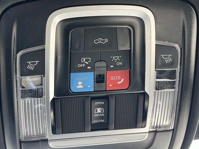 2026 RAM 1500 RAM 1500 LARAMIE CREW CAB 4X4 5'7' BOX