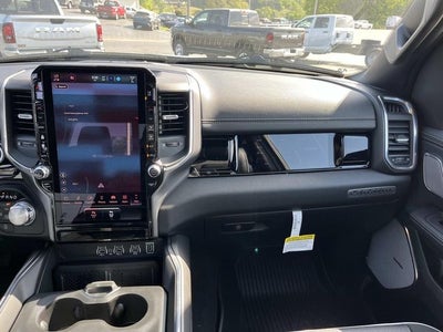 2026 RAM 1500 RAM 1500 LARAMIE CREW CAB 4X4 5'7' BOX