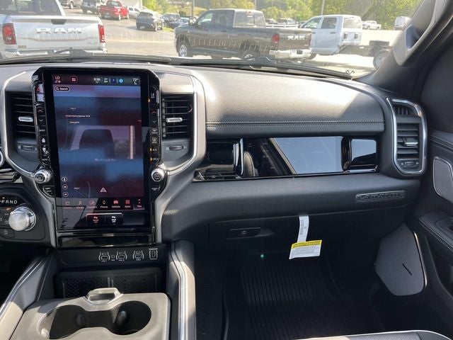 2026 RAM 1500 RAM 1500 LARAMIE CREW CAB 4X4 5'7' BOX