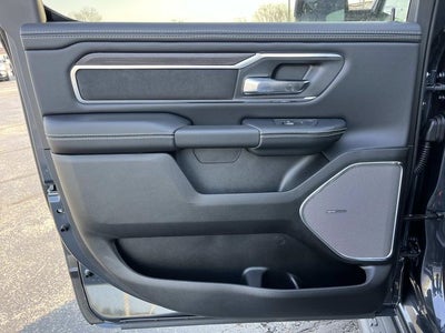 2026 RAM 1500 RAM 1500 LARAMIE CREW CAB 4X4 5'7' BOX