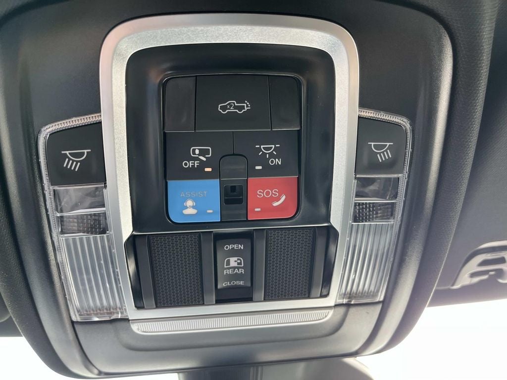 2026 RAM 1500 RAM 1500 LARAMIE CREW CAB 4X4 5'7' BOX