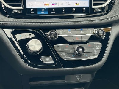 2026 Chrysler Pacifica PACIFICA SELECT